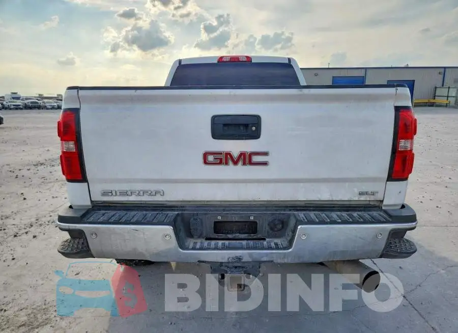 1GT12REY8KF122204 Photo# 6