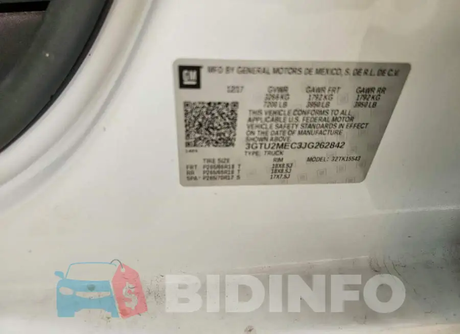 3GTU2MEC3JG262842 Photo# 12