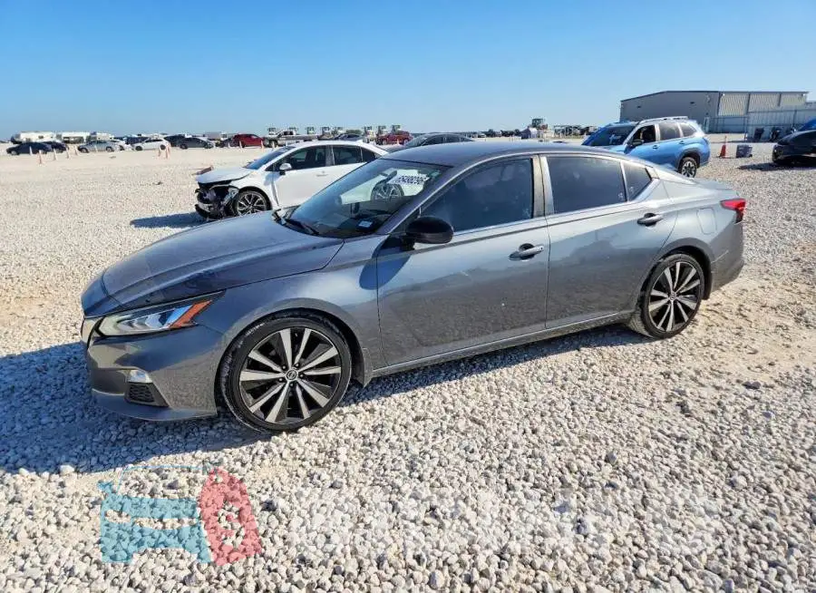 1N4BL4CV6KC135814 Photo# 1