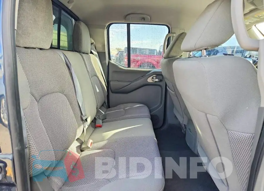 1N6AD0EV9JN770423 Photo# 11