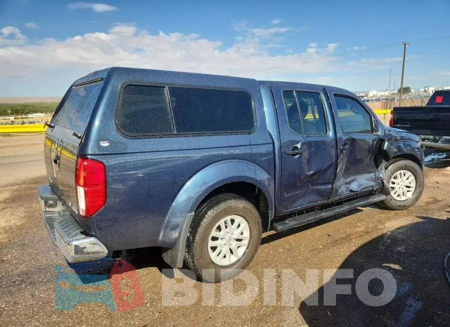 1N6AD0EV9JN770423 Photo# 3