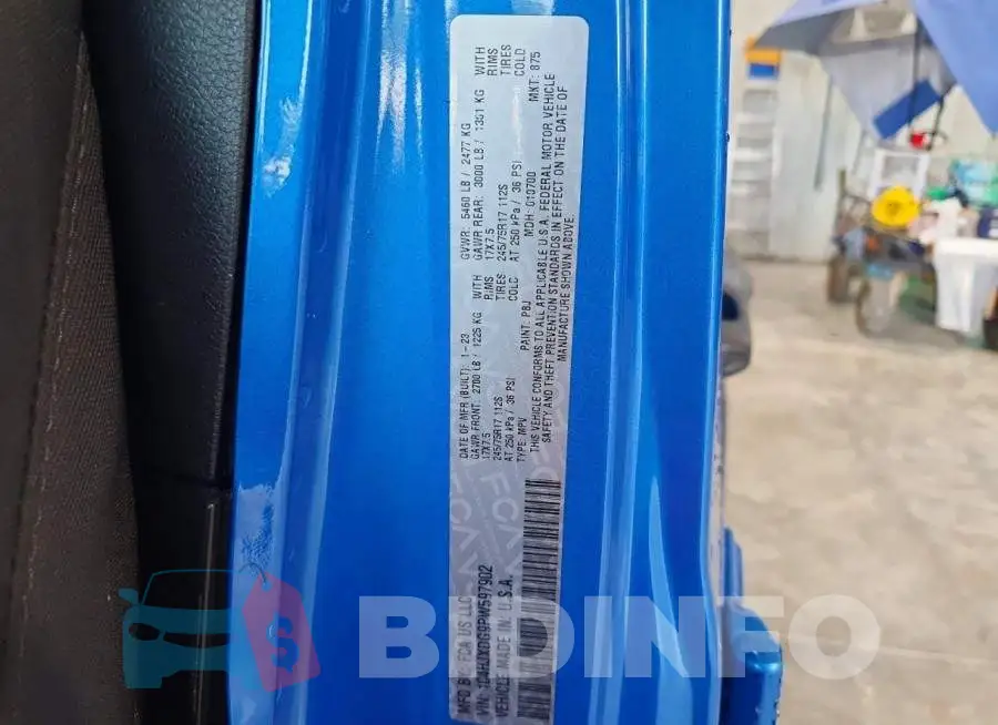 1C4HJXDG9PW597902 Photo# 14