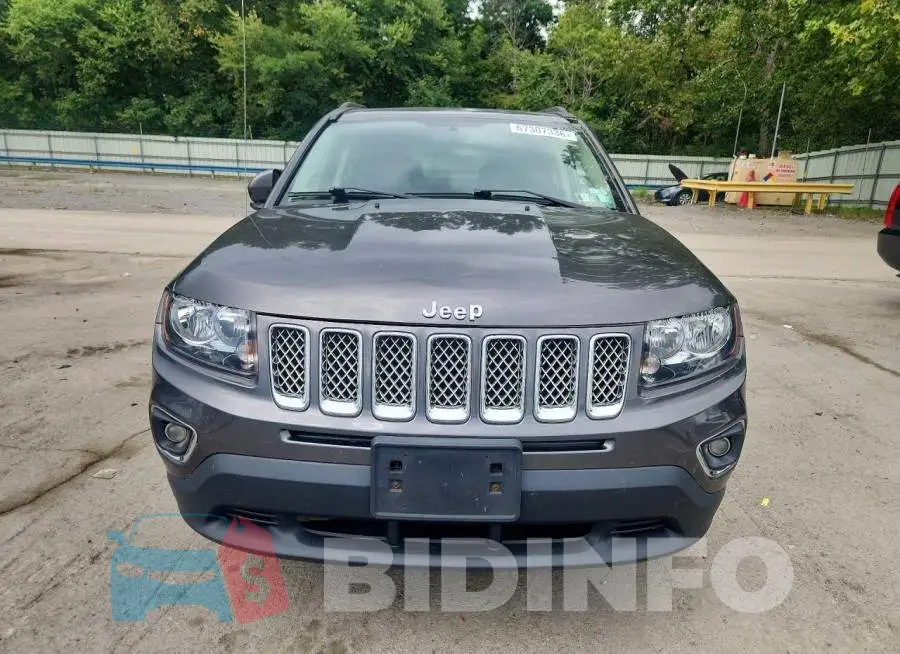 1C4NJDEBXHD152134 Photo# 5