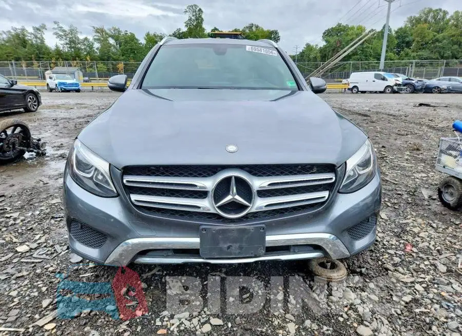 WDC0G4KB8HF137076 Photo# 5