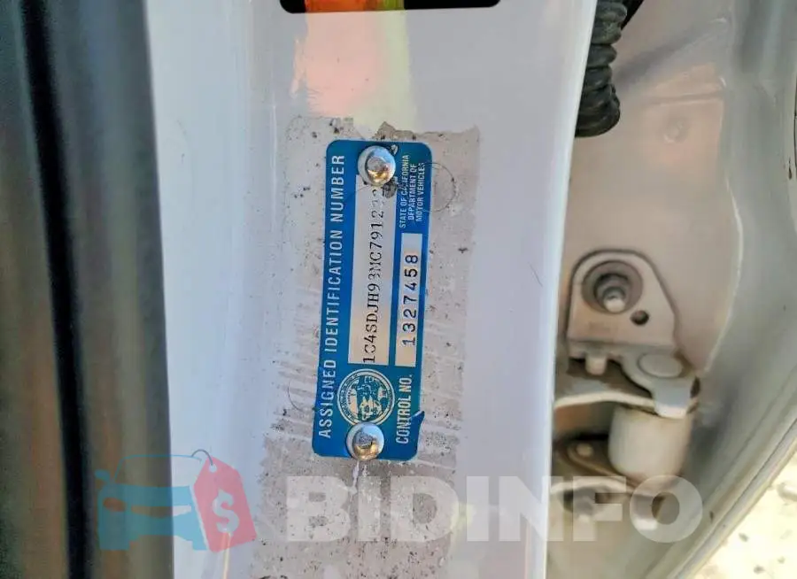 1C4SDJH93MC791232 Photo# 13