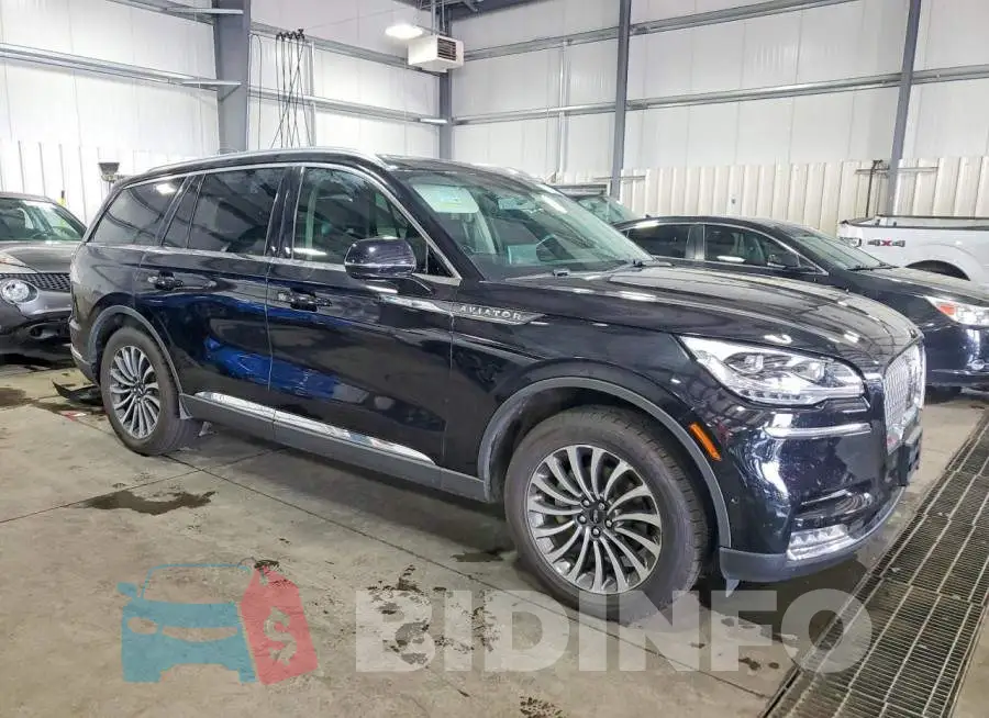 5LM5J7XC8LGL14351 Photo# 4