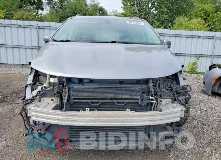 2C4RC1EG5JR268835 Photo# 5