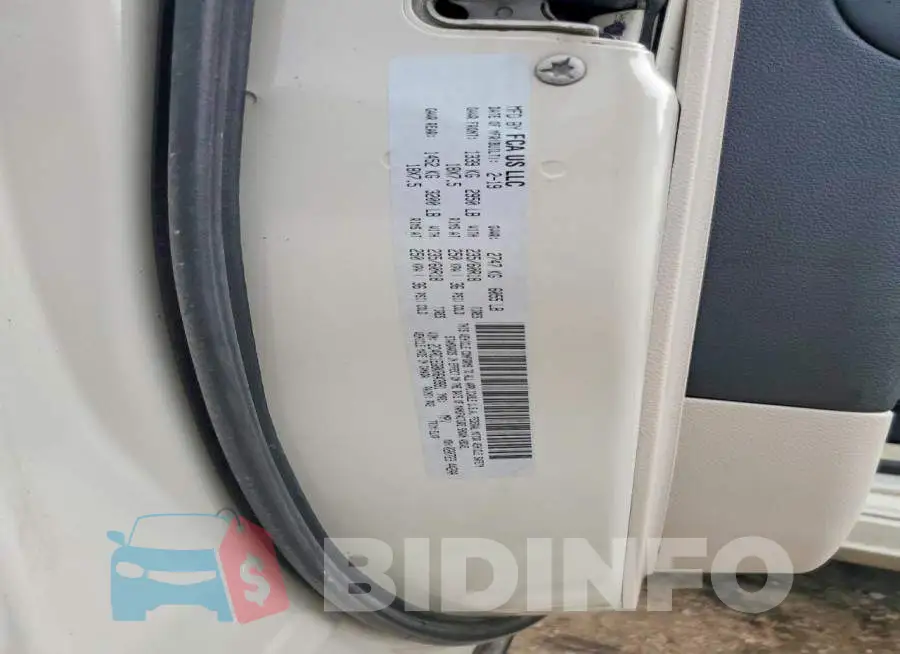 2C4RC1EG8KR643991 Photo# 13