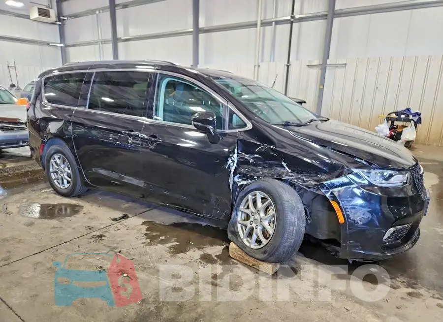 2C4RC1FG6MR598714 Photo# 4