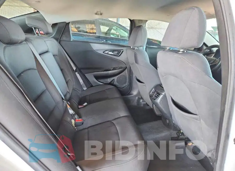 1G1ZD5ST0NF167617 Photo# 10