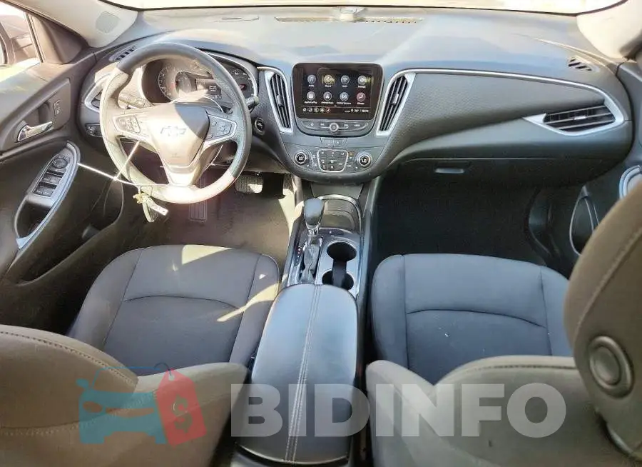 1G1ZD5ST9PF175881 Photo# 8