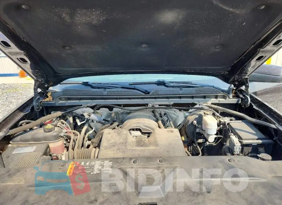 1GCVKREH3JZ218613 Photo# 11