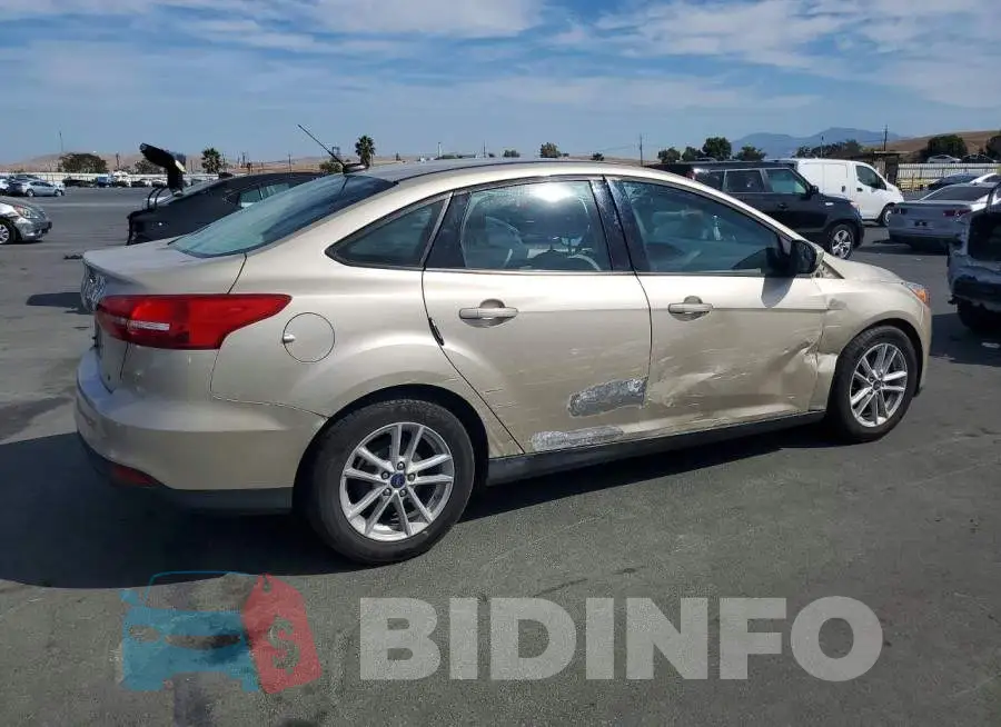 1FADP3F2XJL304398 Photo# 3