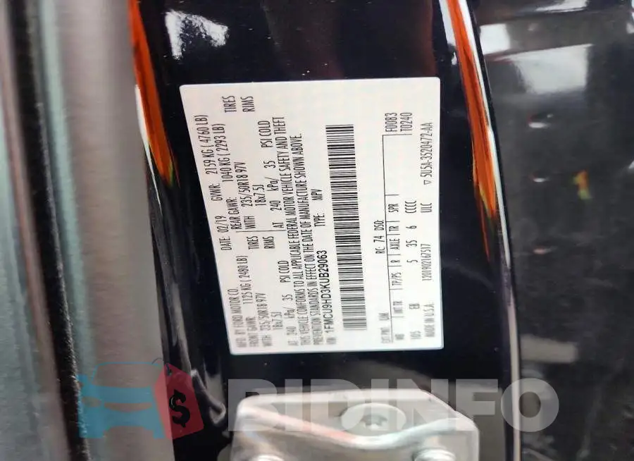 1FMCU9HD3KUB29063 Photo# 12