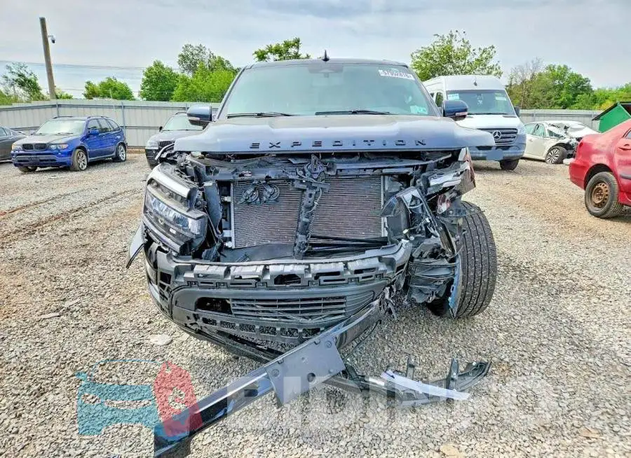 1FMJK2A85REA75416 Photo# 5