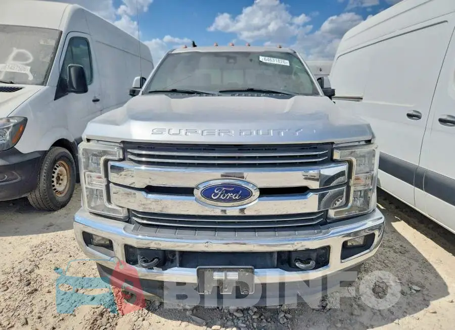 1FT8W3DT2KEC22939 Photo# 5