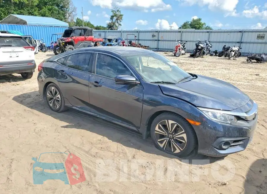 19XFC1F70HE000465 Photo# 4