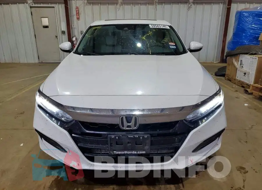 1HGCV1F52JA188556 Photo# 5