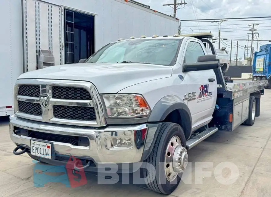 3C7WRMDL8JG280262 Photo# 2