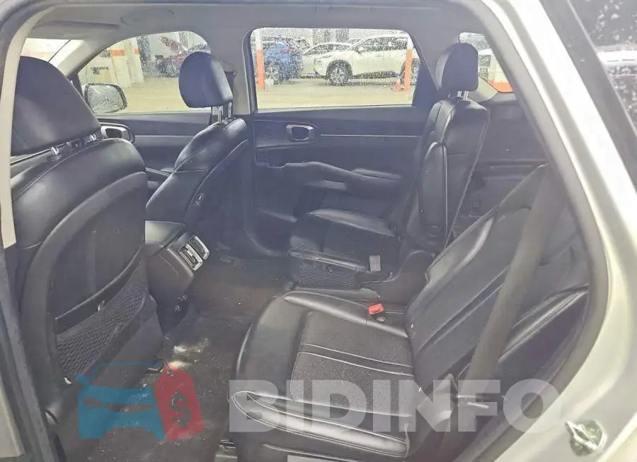 KNDRG4LG6M5024492 Photo# 6