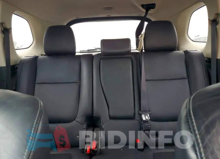 JA4AZ3A34KZ041681 Photo# 10