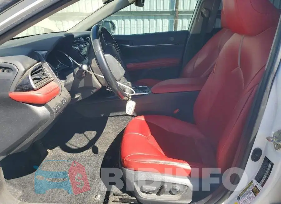 4T1K61AK8LU318213 Photo# 7