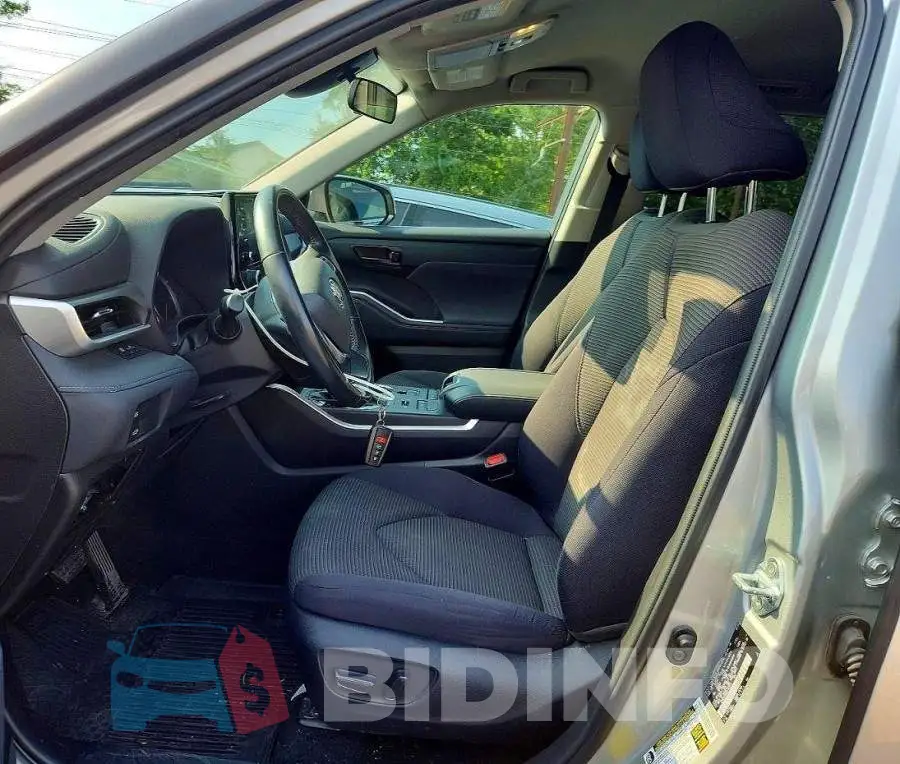 5TDBZRBH8NS183643 Photo# 7