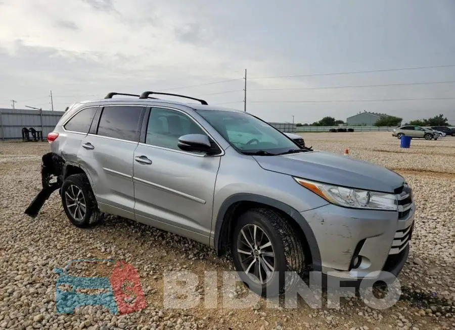 5TDJZRFHXHS373129 Photo# 4