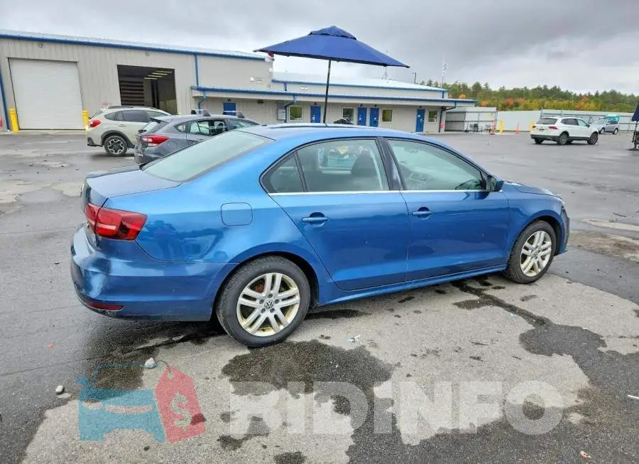 3VW2B7AJ2HM362713 Photo# 3