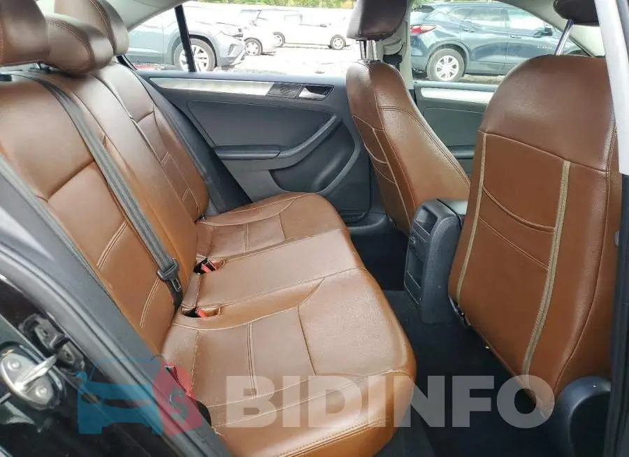 3VW2B7AJ9HM360229 Photo# 10