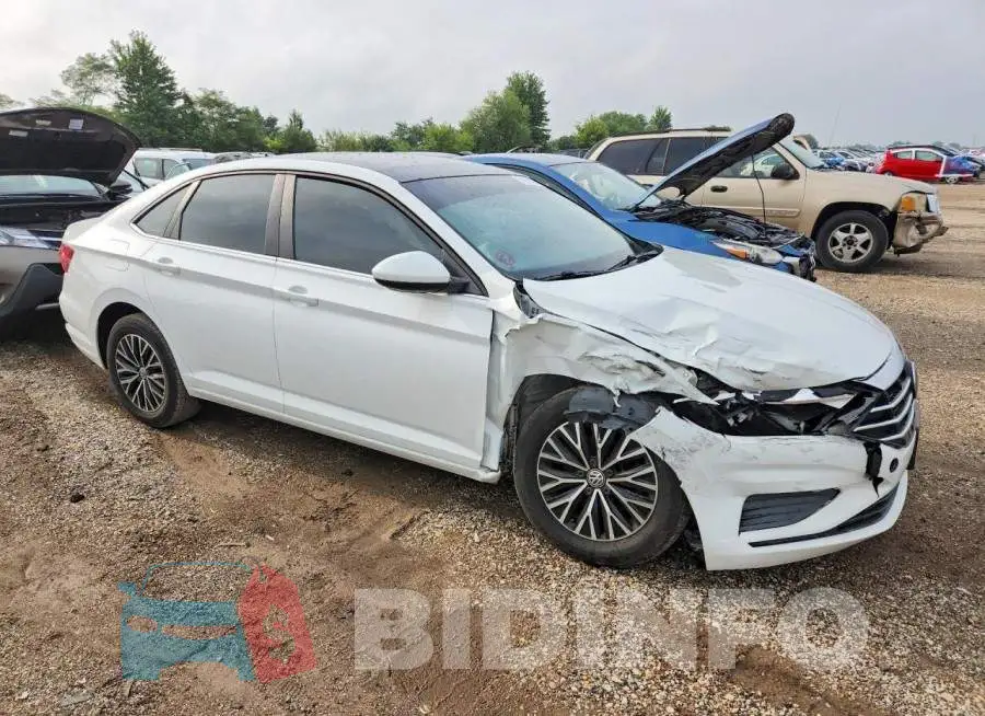 3VWCB7BU5LM017634 Photo# 4