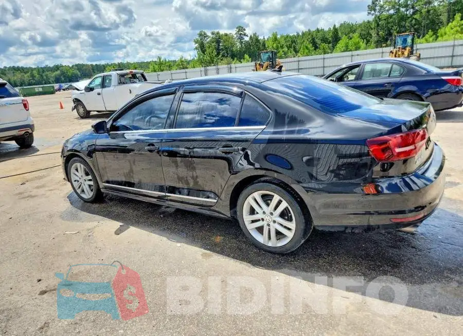 3VWL17AJ0HM405369 Photo# 2