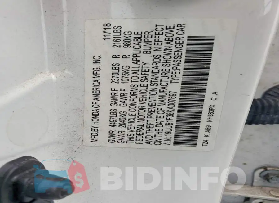19UUB1F38KA007697 Photo# 13
