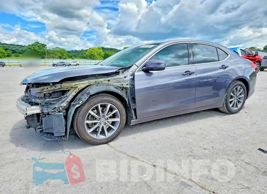 19UUB1F38KA010681 Photo# 1