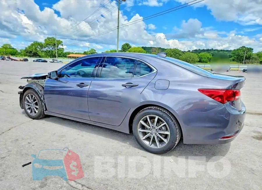 19UUB1F38KA010681 Photo# 2