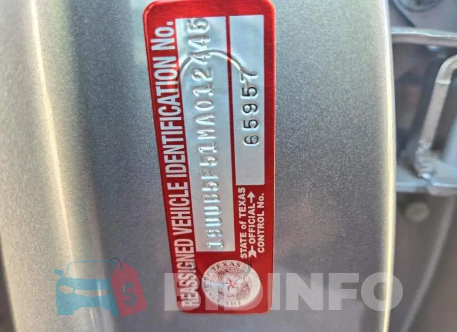 19UUB5F51MA012445 Photo# 12