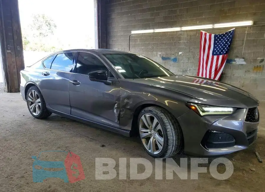 19UUB6F43MA002237 Photo# 4