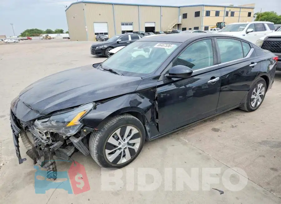 1N4BL4BV8PN398304 Photo# 1
