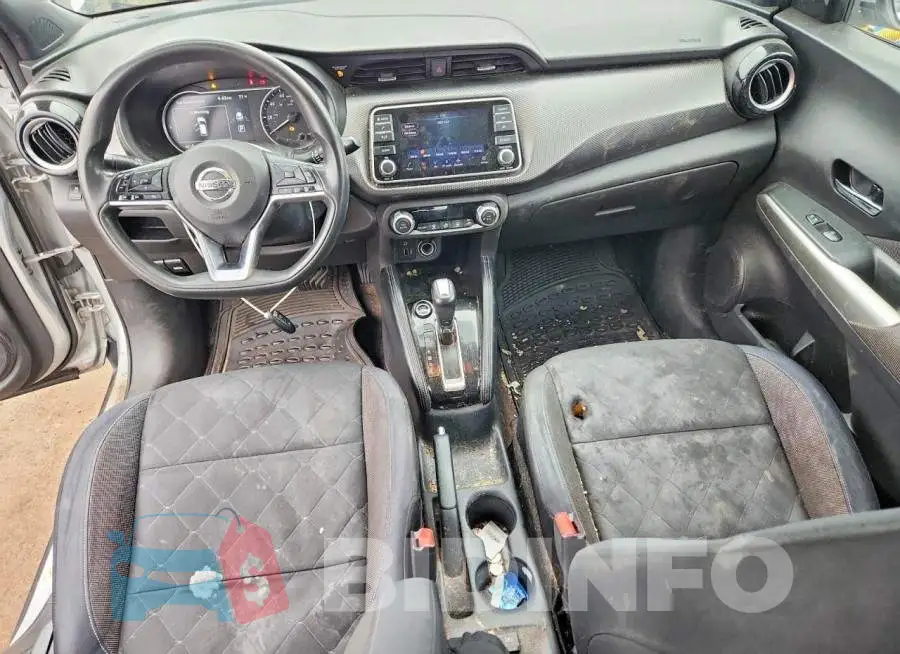 3N1CP5CU1JL537763 Photo# 8