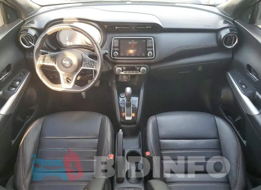 3N1CP5CU4JL510413 Photo# 8