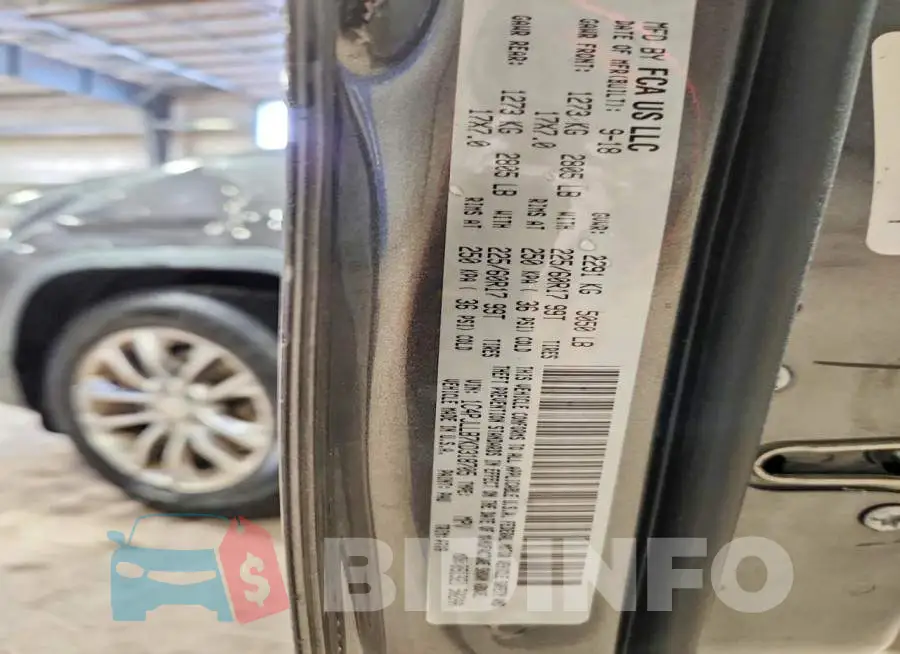 1C4PJLLB7KD318705 Photo# 13