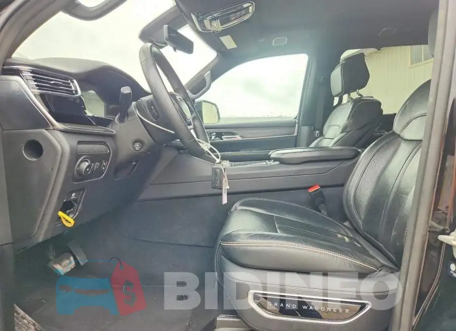 1C4SJSFP8RS130986 Photo# 7