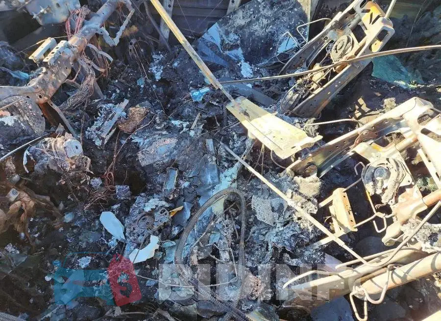 2C3CDXGJ5HH535409 Photo# 7