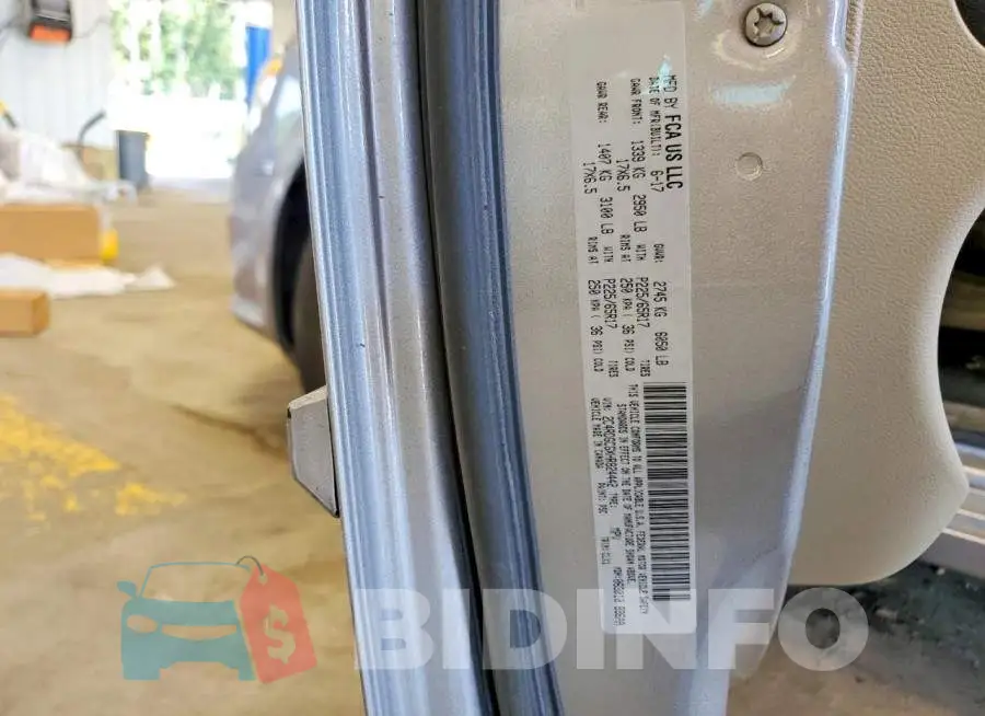 2C4RDGCGXHR824442 Photo# 13