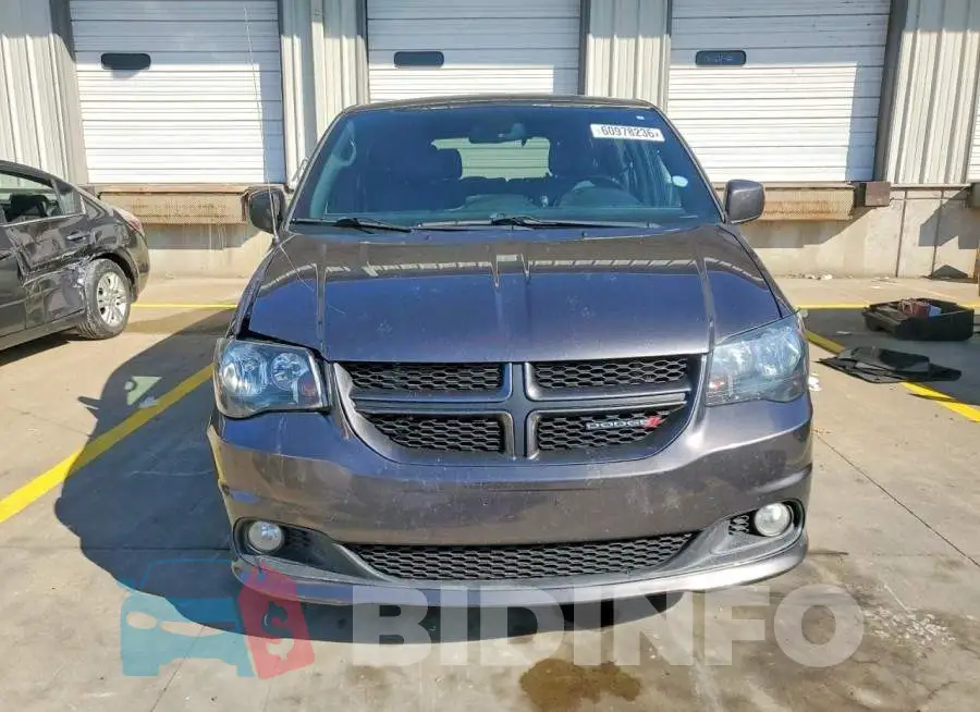 2C4RDGEG3KR570898 Photo# 5