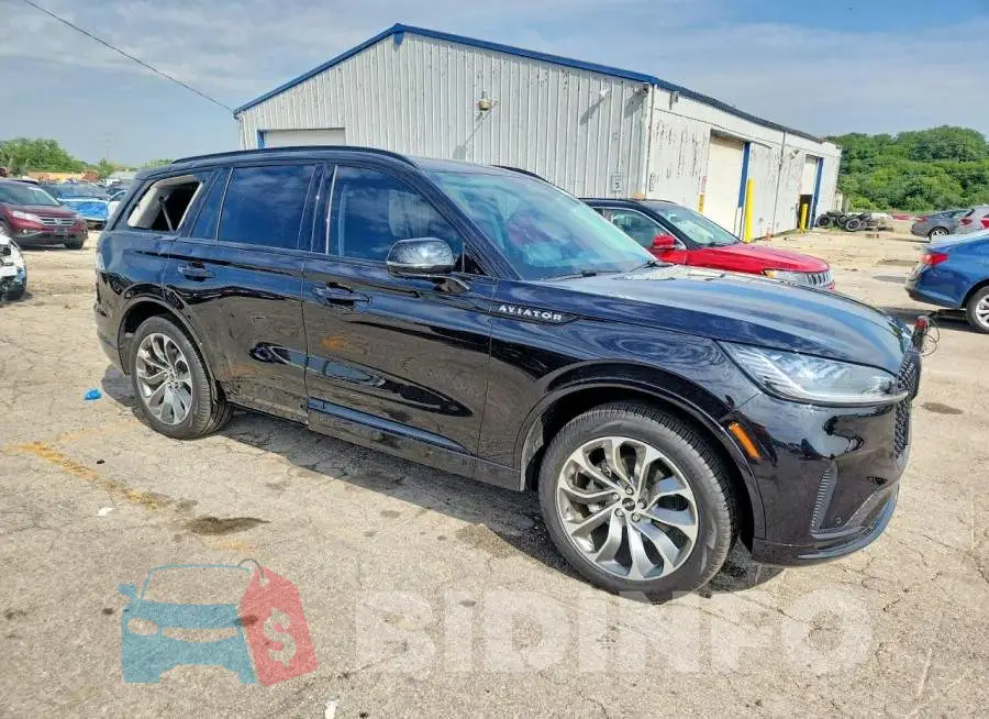 5LM5J6XC9TGL06432 Photo# 4