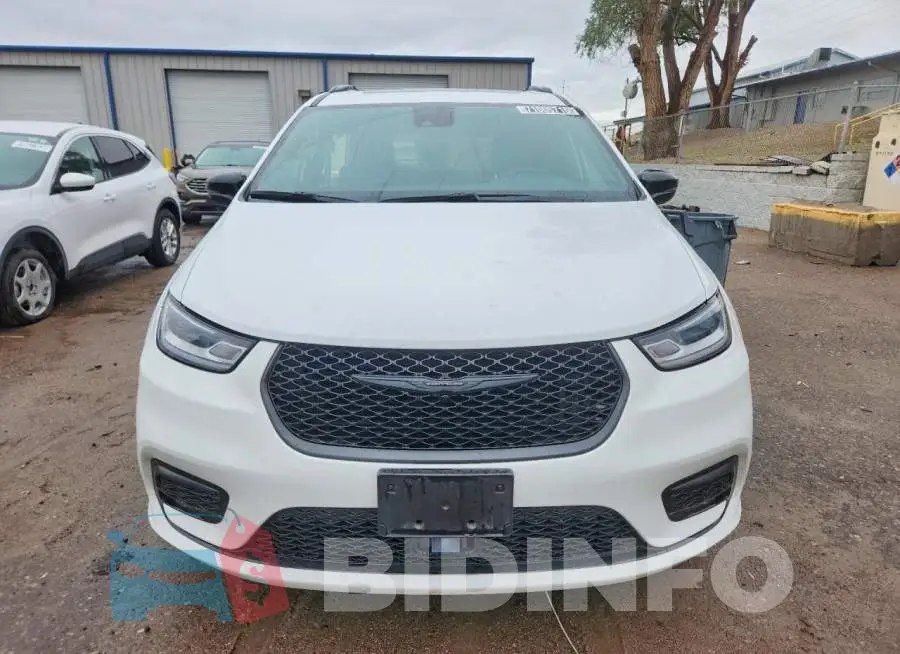 2C4RC1GG3SR560594 Photo# 5