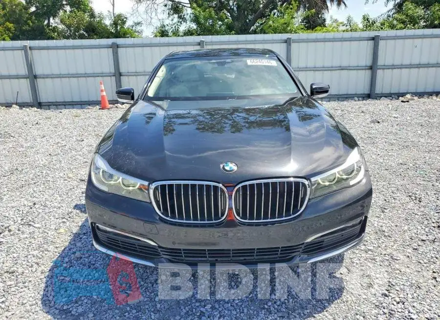 WBA7E2C55JG742273 Photo# 5