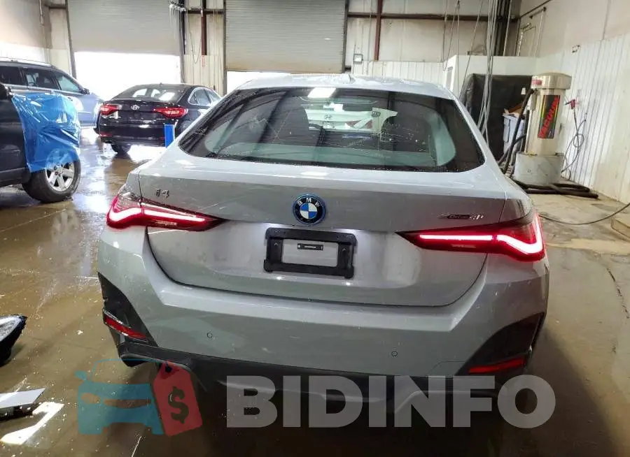 WBY83FB09RFS26766 Photo# 6