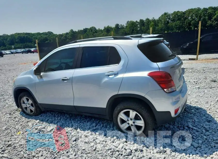 3GNCJPSB3JL415553 Photo# 2